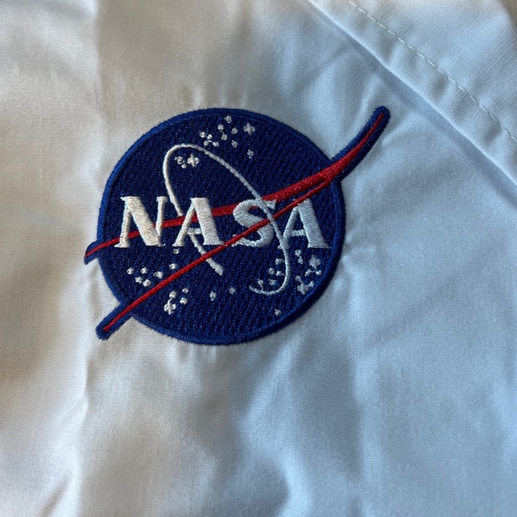 NASA Junior Rocket Scientist Lab Coat, Size 6-8 Dress up - Picture 2 of 8
